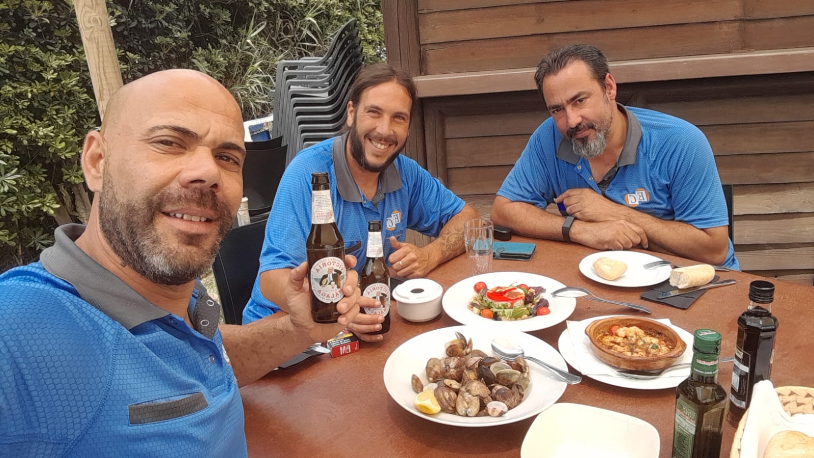 &iexcl;INVITADOS POR EL CHIRINGUITO PAPILLON!